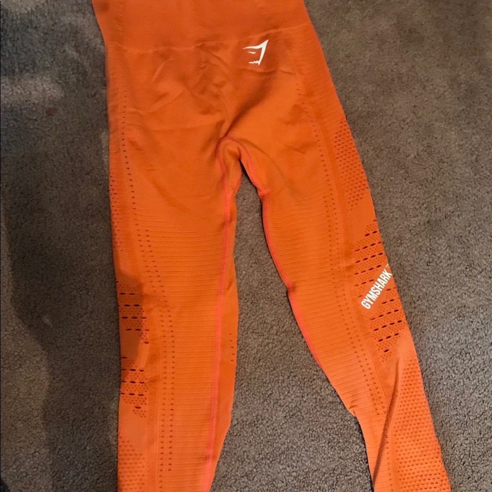 Gym shark orange leggings